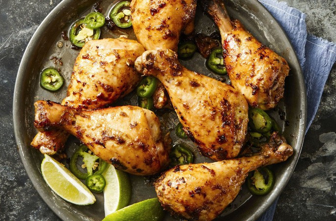 Ăn quá nhiều thịt gà có thể bất lợi cho sức khỏe - ảnh minh họa từ internet Ăn quá nhiều thịt gà có thể bất lợi cho sức khỏe - ảnh minh họa từ internet