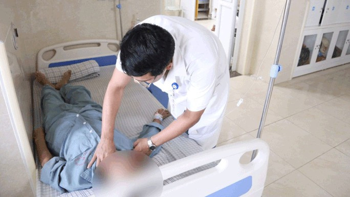 Nhiều người bệnh mất đi cơ hội chữa khỏi bệnh do chần chừ điều trị Nhiều người bệnh mất đi cơ hội chữa khỏi bệnh do chần chừ điều trị