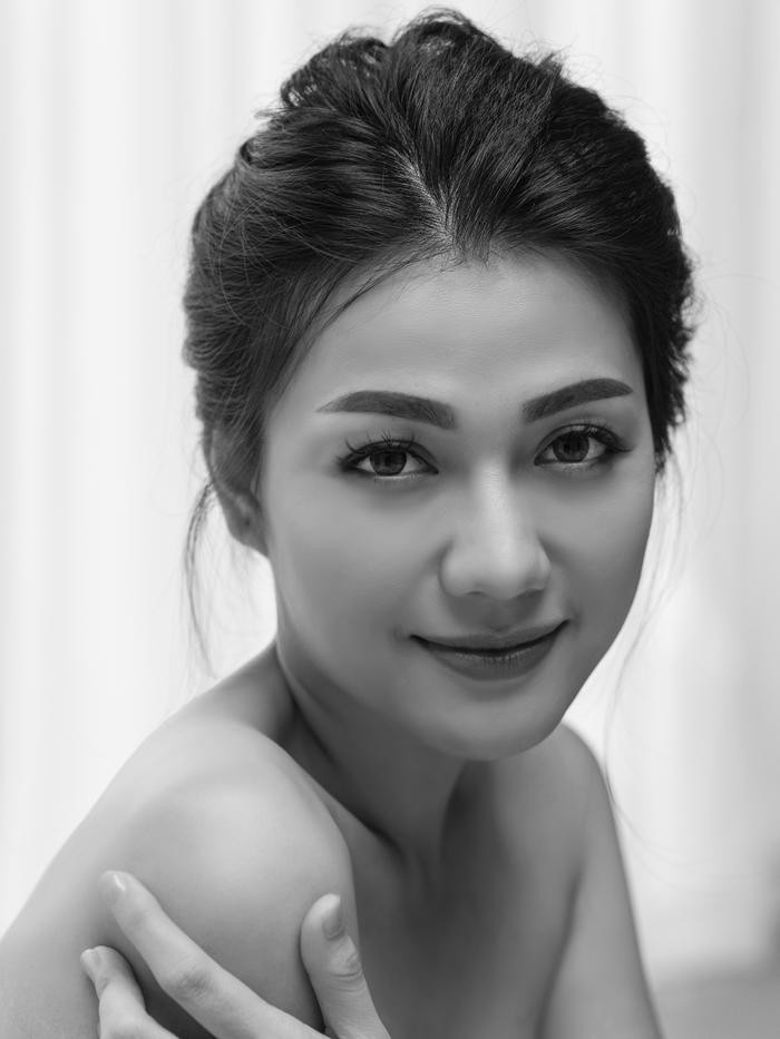 Chuyên gia trang điểm An Nguyễn đã tôn trọn nét đẹp mềm mại của hoa hậu