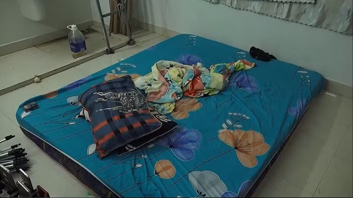 "Phim trường" đồi trụy của nhóm người Trung Quốc - Ảnh: Nguyễn Tú