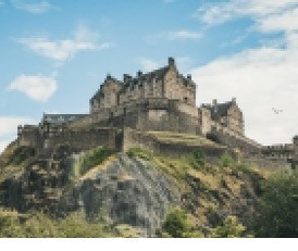  Lâu đài Edinburgh là một trong những pháo đài được bảo quản tốt nhất.