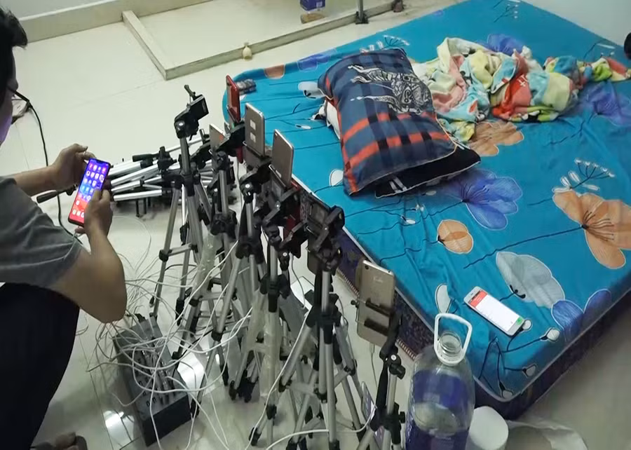  Nơi những người đàn ông Trung Quốc diễn cảnh sex với các cô gái Việt Nam. Ảnh: Cắt từ clip.