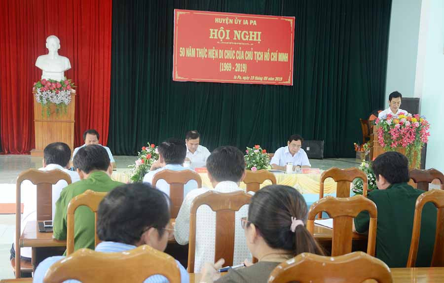 Quang cảnh hội nghị. Ảnh: Đức Phương