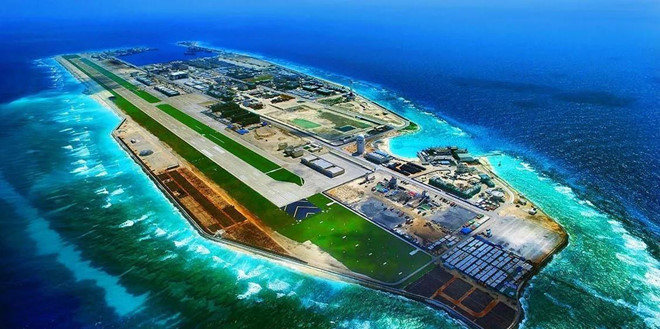 Đá Chữ Thập trong quần đảo Trường Sa của VN bị Trung Quốc chiếm đóng và xây dựng thành đảo nhân tạo phi pháp - Ảnh: Chụp màn hình SCMP Đá Chữ Thập trong quần đảo Trường Sa của VN bị Trung Quốc chiếm đóng và xây dựng thành đảo nhân tạo phi pháp - Ảnh: Chụp màn hình SCMP