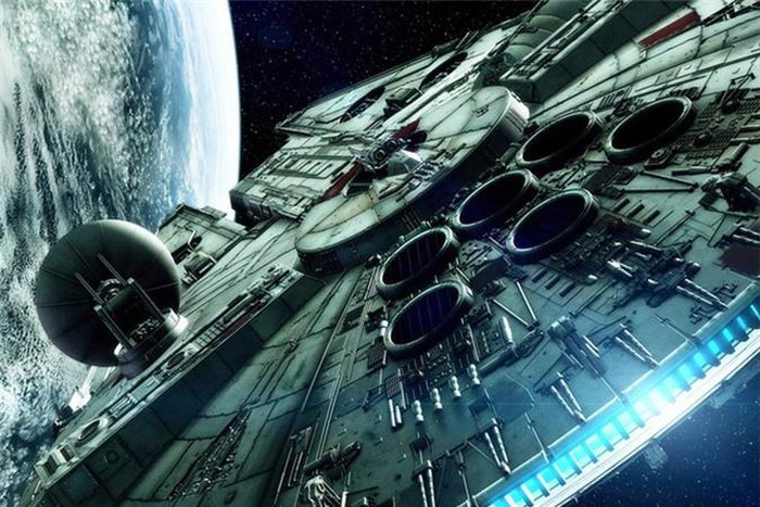 Sở dĩ người ta chú ý đến vật thể này là vì nó trông khá giống tàu vũ trụ Millennium Falcon (trong bộ phim bom tấn Star Wars 2).