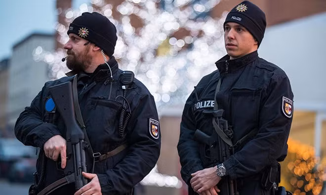  Cảnh sát vũ trang Đức