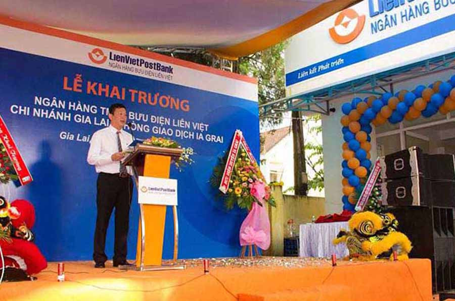  Lễ khai trương Phòng Giao dịch Ia Grai của Ngân hàng Bưu điện Liên Việt-Chi nhánh Gia Lai. Ảnh: S.C