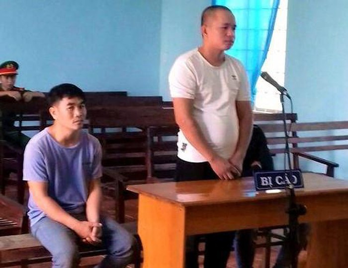 Các bị cáo tại tòa. Các bị cáo tại tòa.