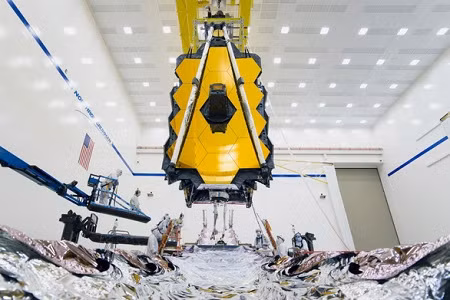 Kính thiên văn khổng lồ James Webb