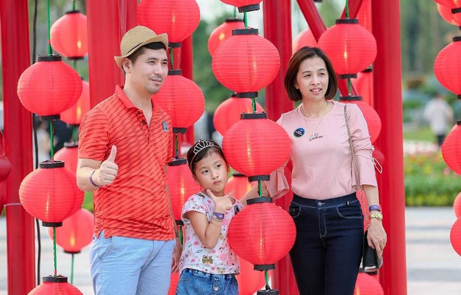 Tất cả được hoàn thiện hoàn toàn thủ công trong một thời gian kỉ lục, chỉ 12 ngày. (Ảnh CTV) Tất cả được hoàn thiện hoàn toàn thủ công trong một thời gian kỉ lục, chỉ 12 ngày. (Ảnh CTV)