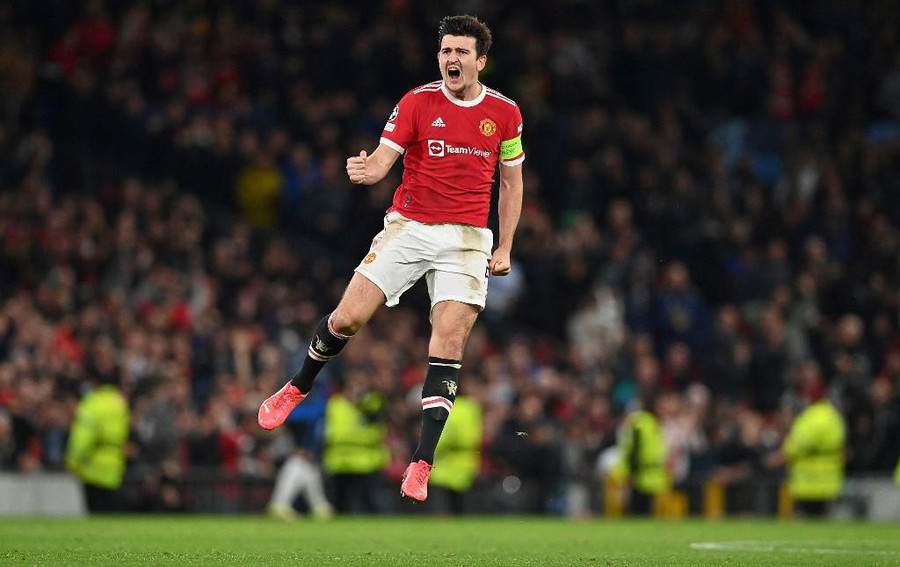 Harry Maguire lập công với bàn san bằng tỷ số 2-2. Ảnh: AFP