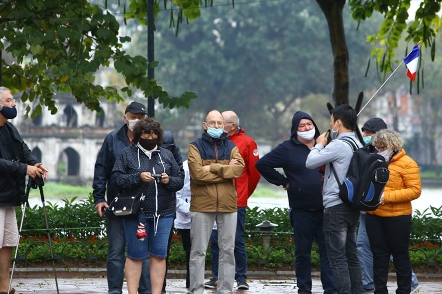 Du khách nước ngoài thăm Việt Nam. Ảnh: TTXVN Du khách nước ngoài thăm Việt Nam. Ảnh: TTXVN