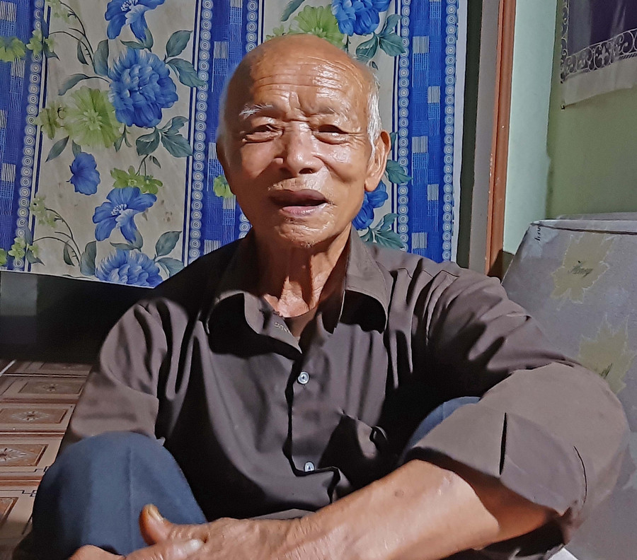 Ông Nguyễn Văn Trực hiện ở thôn Tú Thủy 2 (xã Tú An, thị xã An Khê). Ảnh: Nguyễn Quang Tuệ Ông Nguyễn Văn Trực, 89 tuổi,hiện ở thôn Tú Thủy 2, xã Tú An. Ảnh: Nguyễn Quang Tuệ