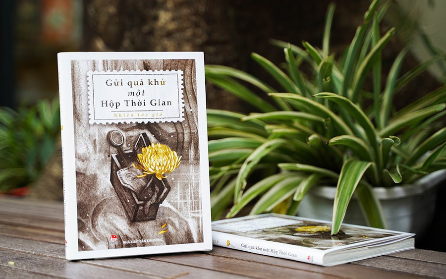 Cuốn “Gửi quá khứ một Hộp Thời Gian”. (Ảnh: NXB Kim Đồng)