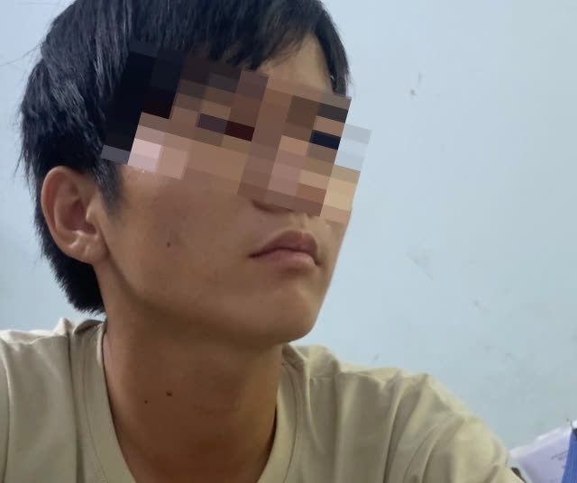 Thẩm chốt đơn qua mạng, ship hàng liên tỉnh để bán được hàng trộm cắp với giá cao