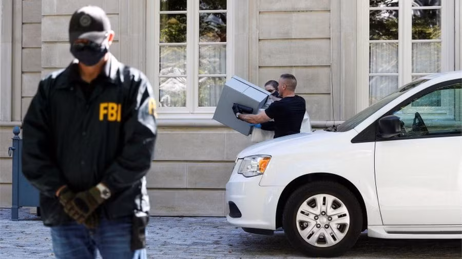  FBI không công khai thông tin chi tiết về các cuộc khám xét. Ảnh: Reuters