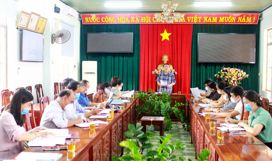 Quang cảnh buổi giám sát tại UBND huyện Chư Păh. Ảnh: Mộc Trà