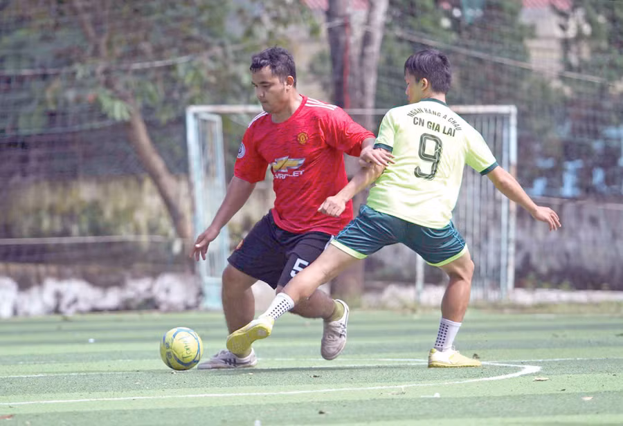 Bóng đá phong trào 5 người ở Gia Lai từng có giai đoạn phát triển mạnh nhưng đang có dấu hiệu đi xuống. Ảnh: Lê Văn Ngọc