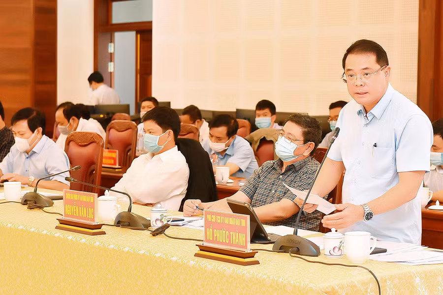 Phó Chủ tịch UBND tỉnh Hồ Phước Thành phát biểu tại buổi gặp mặt. Ảnh: Đức Thụy