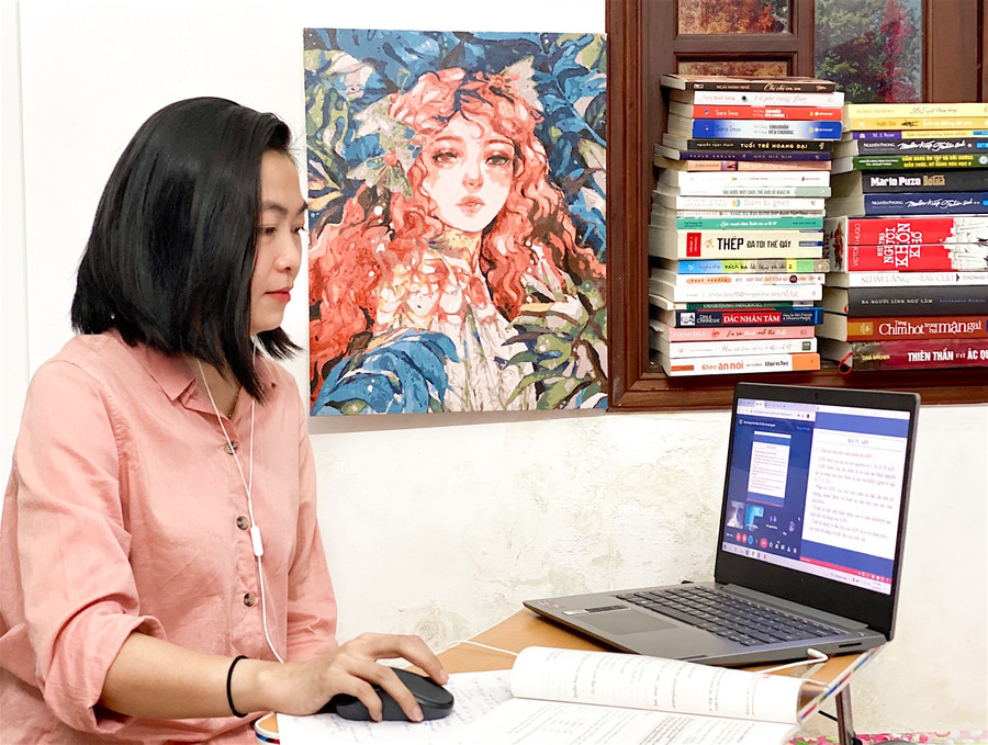 Một tiết dạy trực tuyến môn Khoa học tự nhiên của giáo viên Trường THCS Phạm Hồng Thái (phường Hoa Lư, TP. Pleiku). Ảnh: Mộc Trà