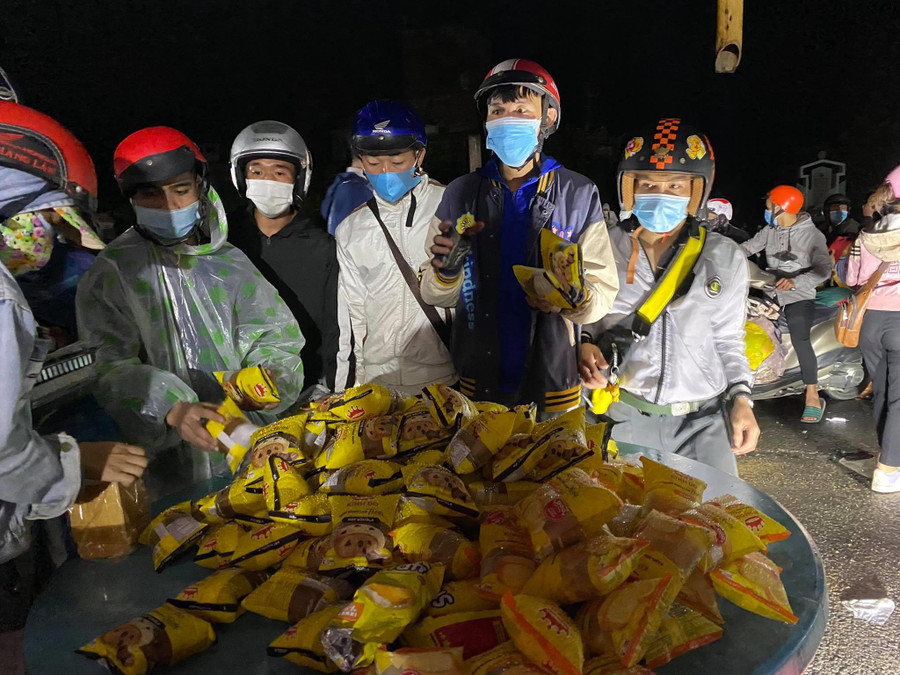 Điểm tiếp sức ở đèo Lò Xo