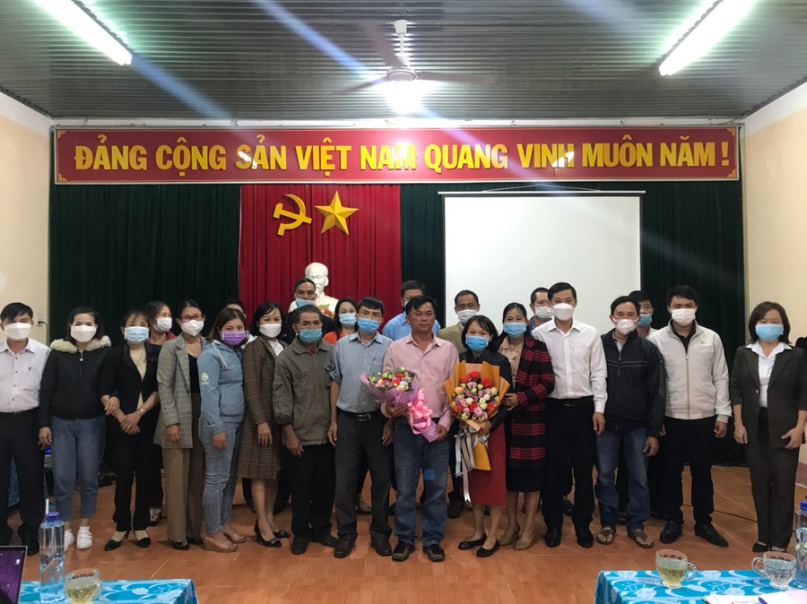 Câu lạc bộ sản xuất kinh doanh giỏi ra mắt tại Hội nghị. Ảnh Minh Hiển