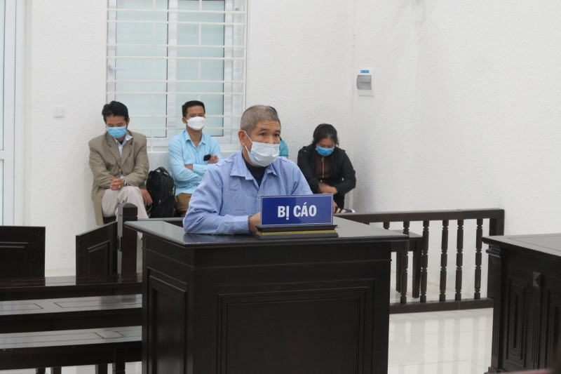 Bị cáo Quý tại phiên toà. Bị cáo Quý tại phiên toà.