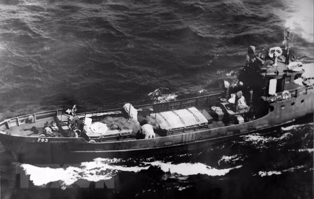 Đường Hồ Chí Minh trên biển trở thành một kỳ tích, một huyền thoại, góp phần cùng quân và dân miền Nam đánh thắng chiến lược Chiến tranh cục bộ và Việt Nam hóa chiến tranh của đế quốc Mỹ. Ảnh: Tư liệu/TTXVN phát