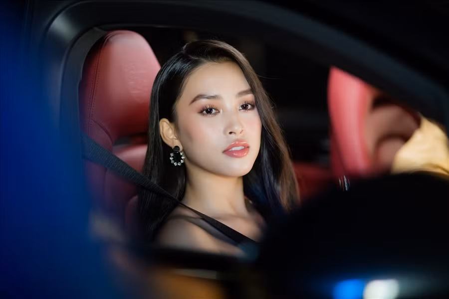  Trước những ý kiến trái chiều, Tiểu Vy khẳng định bản thân tự tin với vai trò mới. Bên cạnh ngôi vị Hoa hậu Việt Nam 2018, Tiểu Vy cũng gây ấn tượng với nhiều vai trò như người mẫu, diễn xuất... Ảnh: NVCC.