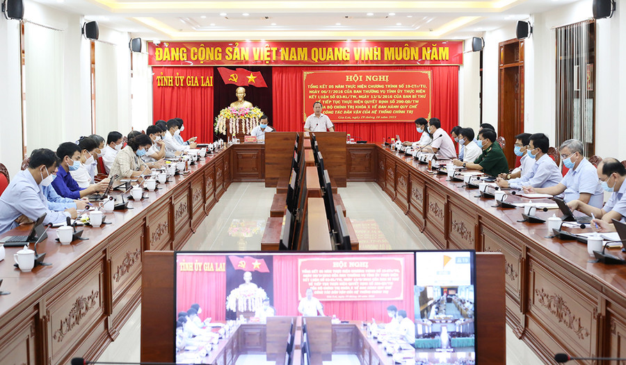 Quang cảnh hội nghị tại điểm cầu Tỉnh ủy. Ảnh: Anh Huy