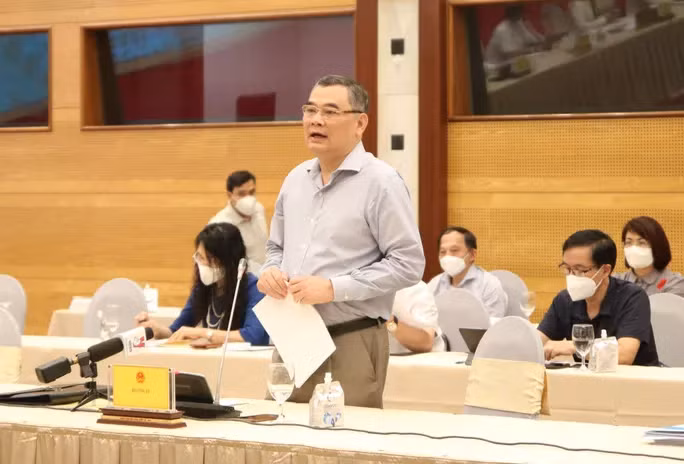 Trung tướng Tô Ân Xô tai buổi họp báo Chính phủ