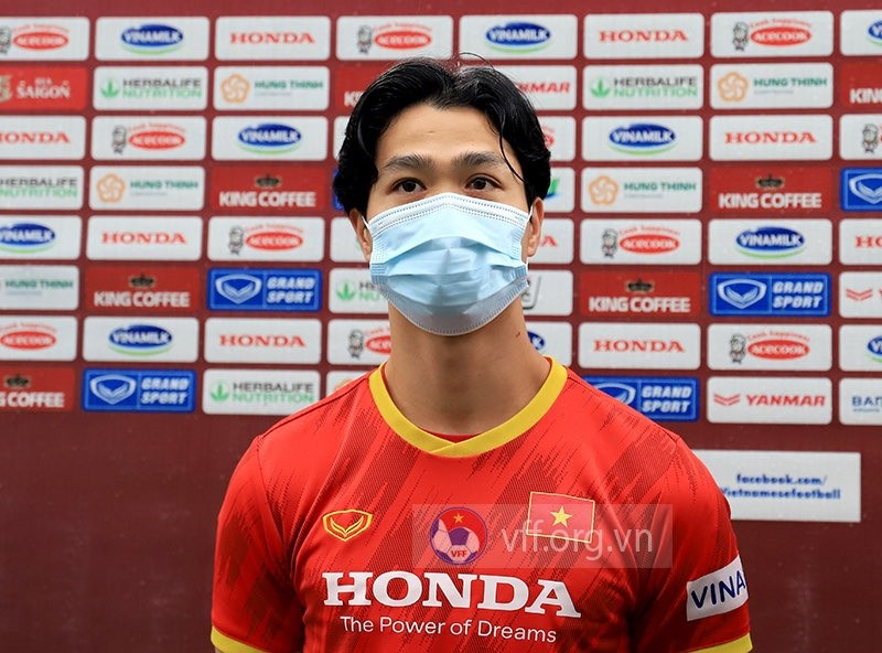 Công Phượng và các đồng đội đặt mục tiêu có điểm trong 2 lượt trận sắp tới. Ảnh: VFF