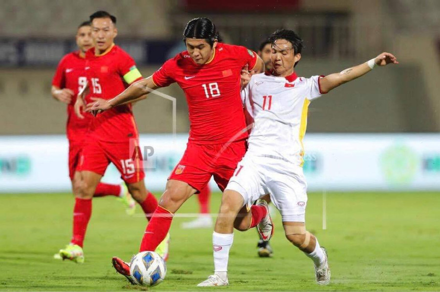 Tuấn Anh rất nỗ lực. Ảnh: AFC