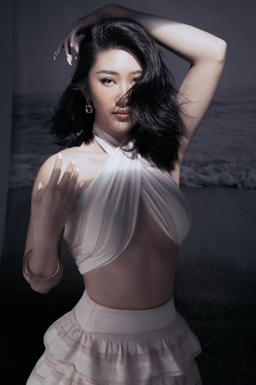 Bắt đầu được khán giả chú ý khi vào vai nhân vật Hân đỏng đảnh trong phim truyền hình Gạo nếp gạo tẻ. Thúy Ngân từng bước nổi tiếng khi được các nhà sản xuất chú ý và liên tục góp mặt trong các gameshow như 7 nụ cười xuân, Ngạc nhiên chưa, Quý ông đại chiến, Chị em chúng mình, Siêu mẫu nhí...