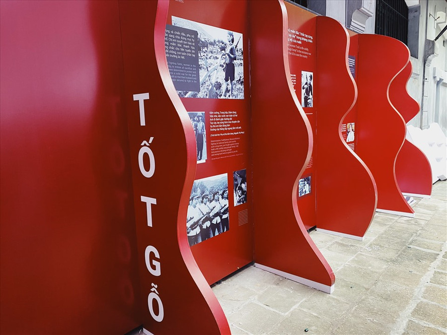 “Tốt gỗ” tập trung khắc họa câu chuyện những người phụ nữ nơi hậu phương "Giỏi một nghề, biết nhiều việc". “Tốt gỗ” tập trung khắc họa câu chuyện những người phụ nữ nơi hậu phương