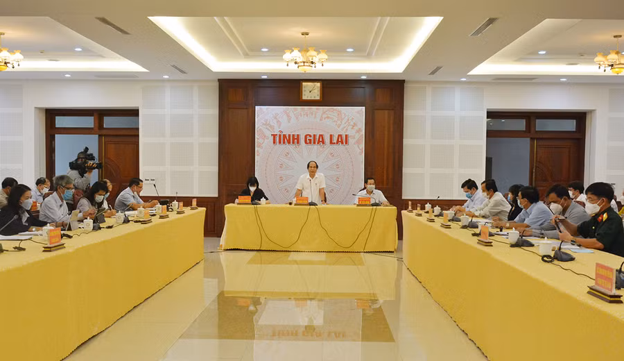 Quang cảnh cuộc họp. Ảnh: Anh Huy