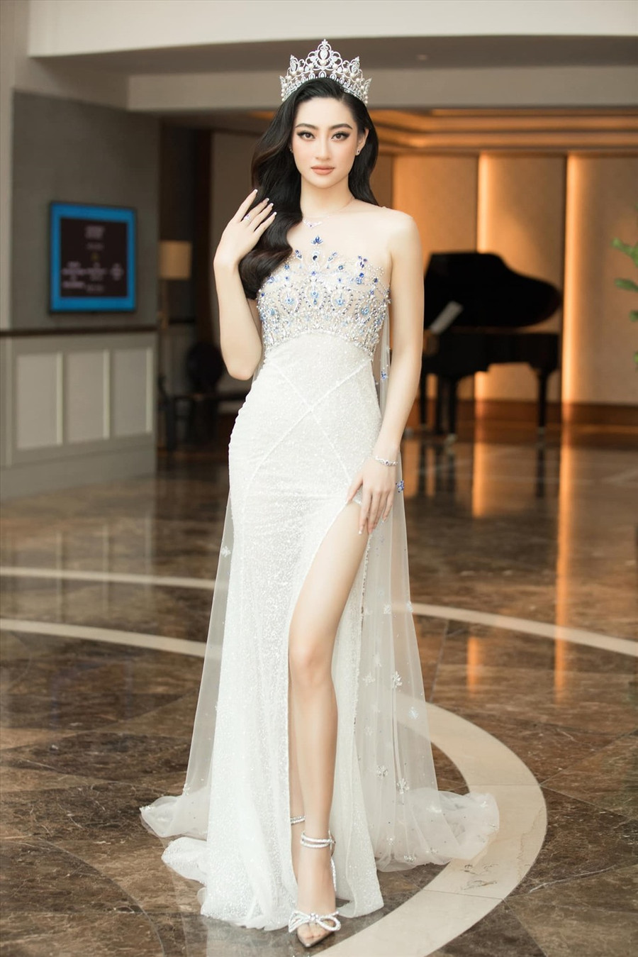 Trực tiếp tham gia tìm người kế nhiệm vương miện Miss World Vietnam 2021, Lương Thuỳ Linh mong muốn đó sẽ là một cô gái hiện đại, có tri thức và sự bản lĩnh. Ảnh: NVCC.