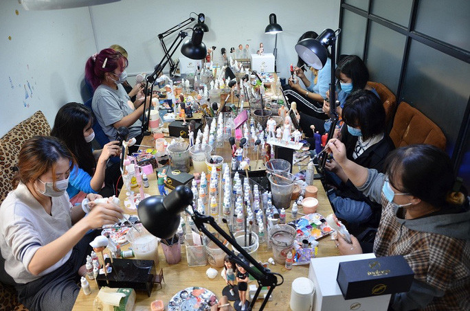 Các họa sỹ đẩy nhanh công suất và liên tục tăng ca