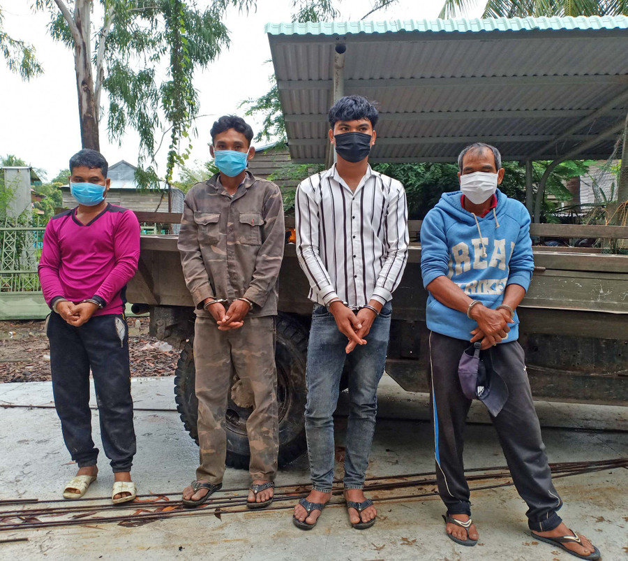 Nhóm đối tượng trộm bò. Ảnh: Như Loan