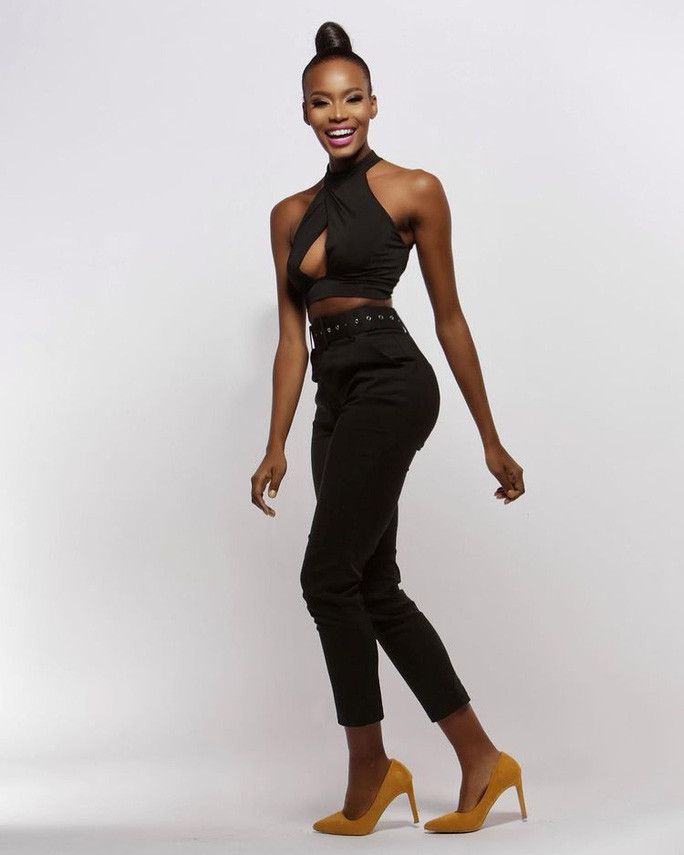 Cô được mời thực hiện nhiều quảng cáo thời trang