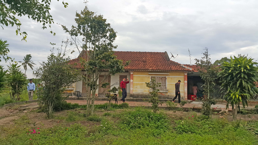 Trên nền đồn An Thạch xưa, con cháu ông hương kiểm Điển tiếp tục dựng nhà, sinh sống. Ảnh: Nguyễn Quang Tuệ Trên nền đồn An Thạch xưa, con cháu ông hương kiểm Điển tiếp tục dựng nhà, sinh sống. Ảnh: Nguyễn Quang Tuệ