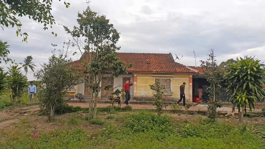 Trên nền đồn An Thạch xưa, con cháu ông hương kiểm Điển tiếp tục dựng nhà, sinh sống. Ảnh: Nguyễn Quang Tuệ