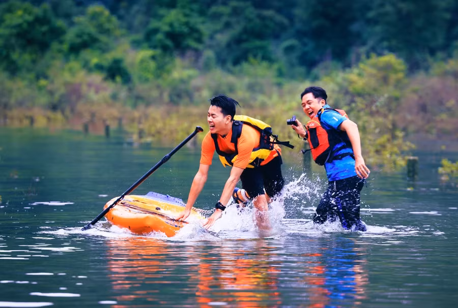 Vùng đồng bào Rục.