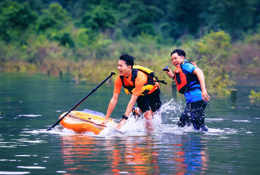 Vùng đồng bào Rục.