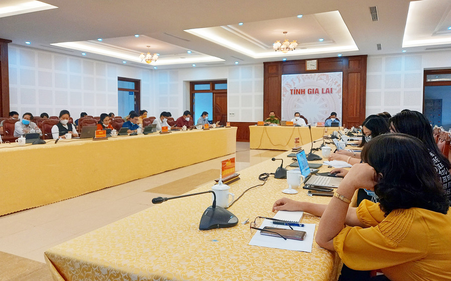 Các đại biểu dự hội nghị tại điểm cầu tỉnh Gia Lai. Ảnh: Hồng Thương Các đại biểu dự hội nghị tại điểm cầu tỉnh Gia Lai. Ảnh: Hồng Thương