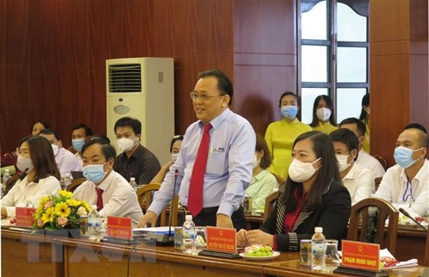 Ông Lê Hữu Hoàng, Phó Chủ tịch Thường trực UBND tỉnh Khánh Hòa phát biểu đánh giá tại hội nghị. Ảnh: Phan Sáu/TTXVN