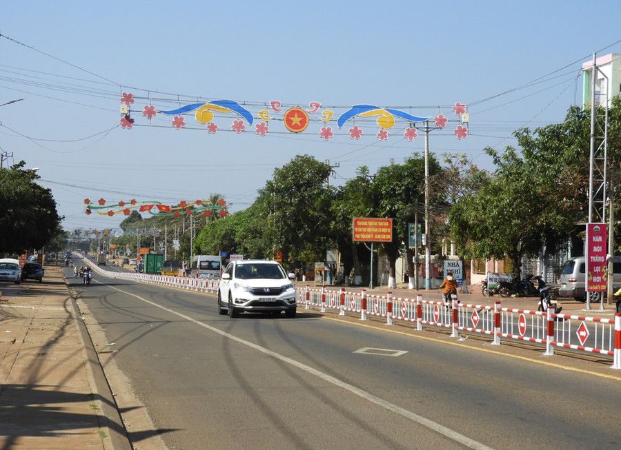 Một góc khu vực trung tâm huyện Đak Đoa. Ảnh: Thanh Nhật Một góc khu vực trung tâm huyện Đak Đoa. Ảnh: Thanh Nhật