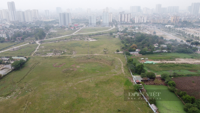 Hà Nội yêu cầu các đơn vị liên quan có trách nhiệm kiểm tra, báo cáo, cập nhật các thông tin về việc triển khai thực hiện định kỳ 6 tháng/lần đánh giá, tổng hợp, báo cáo UBND TP. Ảnh: Trần Kháng