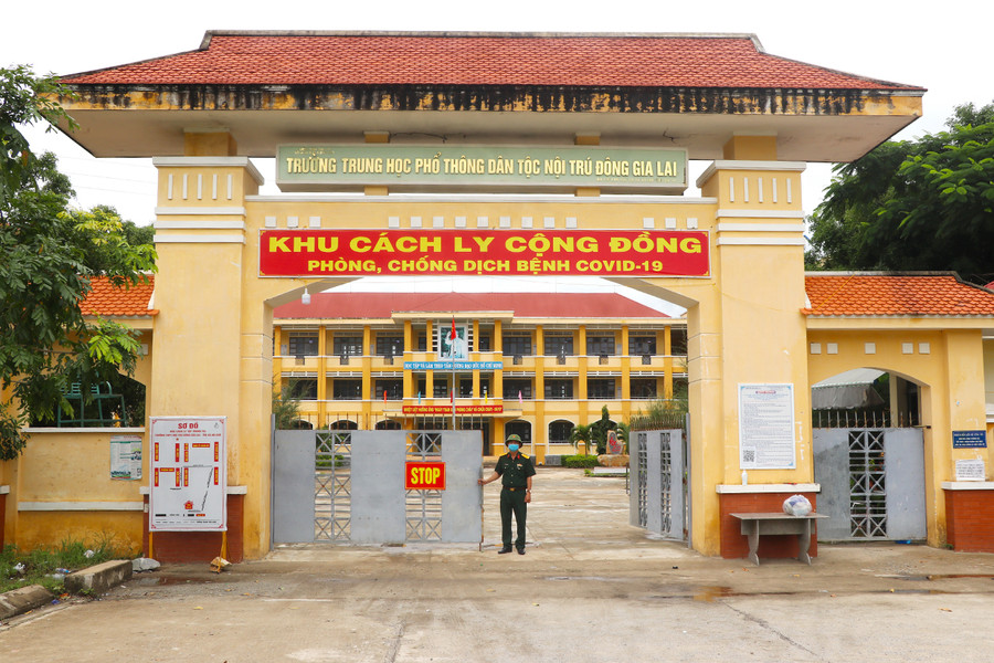 Trường THPT Dân tộc Nội trú Đông Gia Lai được trưng dụng thành khu cách ly tập trung có sức chứa trên 400 người. Ảnh: Ngọc Minh Trường THPT Dân tộc Nội trú Đông Gia Lai được trưng dụng thành khu cách ly tập trung có sức chứa trên 400 người. Ảnh: Ngọc Minh