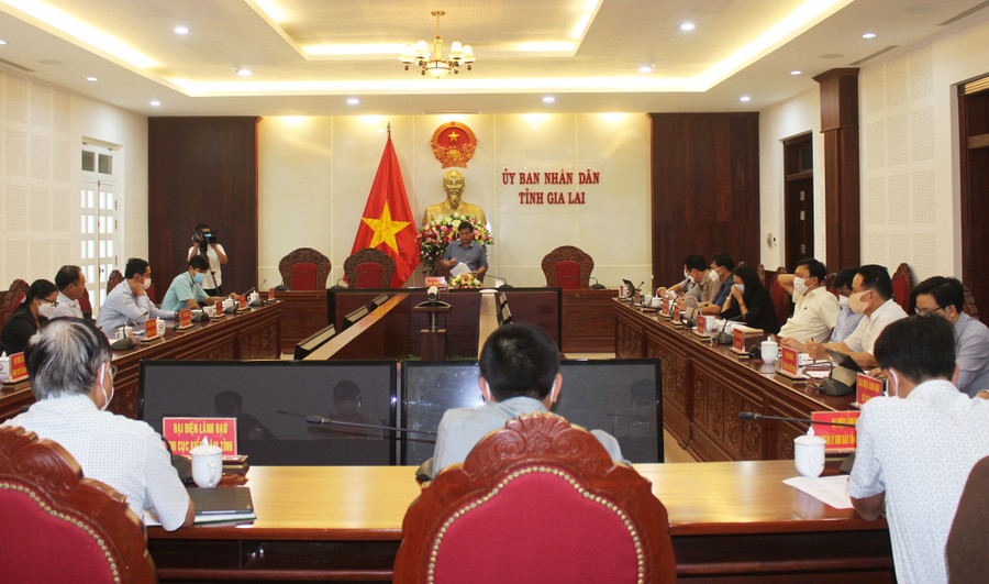 Quang cảnh cuộc họp triển khai một số nhiệm vụ liên quan đến việc Khu dự trữ sinh quyển thế giới Cao nguyên Kon Hà Nừng. Ảnh: Phan Lài